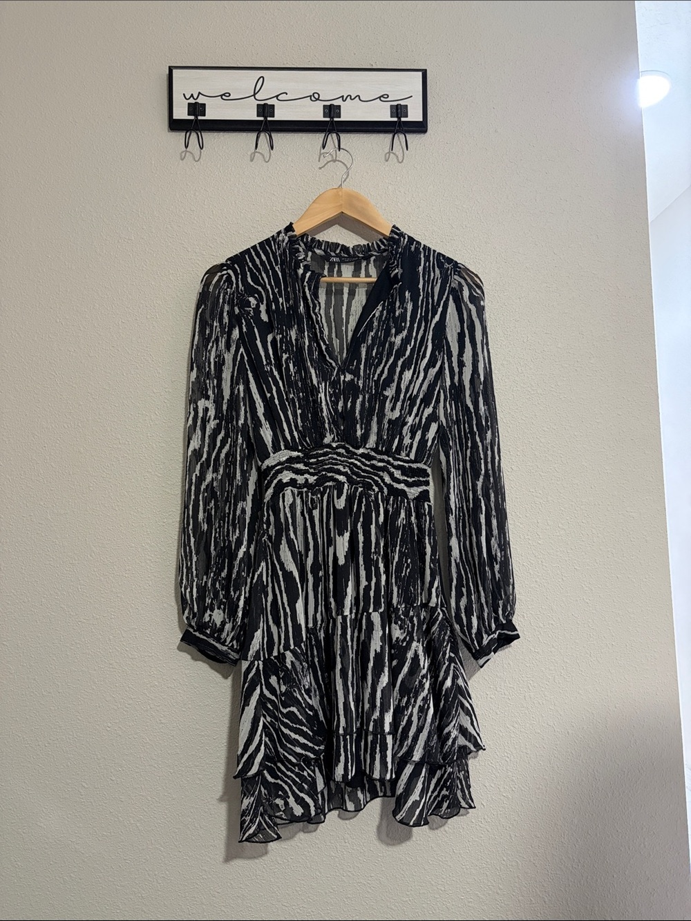 Zara Black & White Printed Long-Sleeve Ruffle Dress